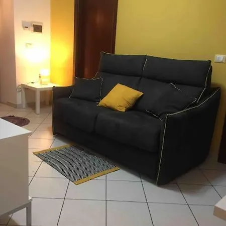 Casa Vacanze Ramona Yellow House Holiday home *