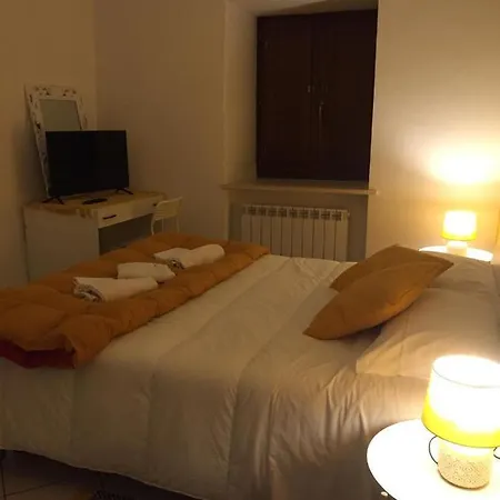 Casa Vacanze Ramona Yellow House *