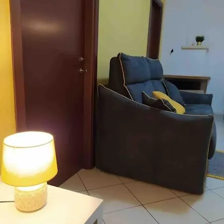 Casa Vacanze Ramona Yellow House *