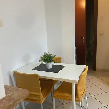 Casa Vacanze Ramona Yellow House Holiday home *